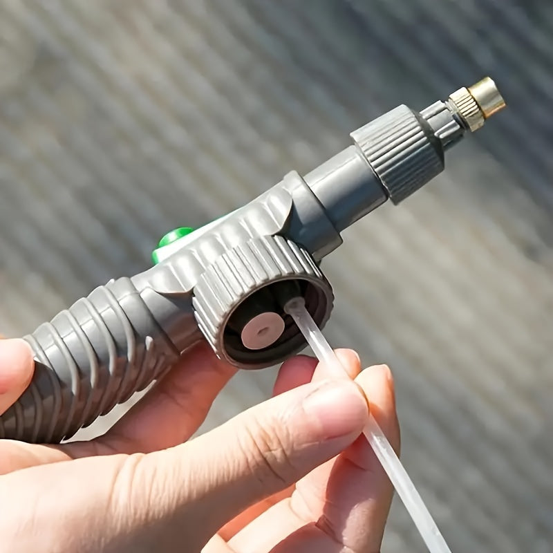 1pc Plastic Garden Sprayer, Handheld Pressure Pump Watering Can, Universal Thread European and American Standard, Adjustable Nozzle for Watering Plants and Applying Fertilizers - Reference expert